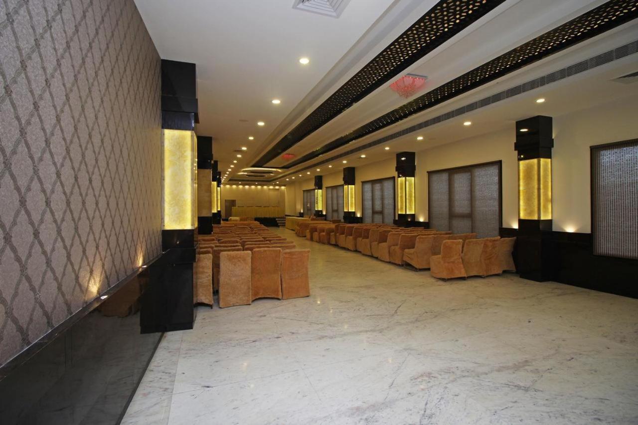 Hotel Opal Courtyard アーグラ エクステリア 写真
